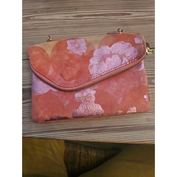 HOBO Daria Convertible Crossbody bag Removable shoulder strap - Picture 3 of 13